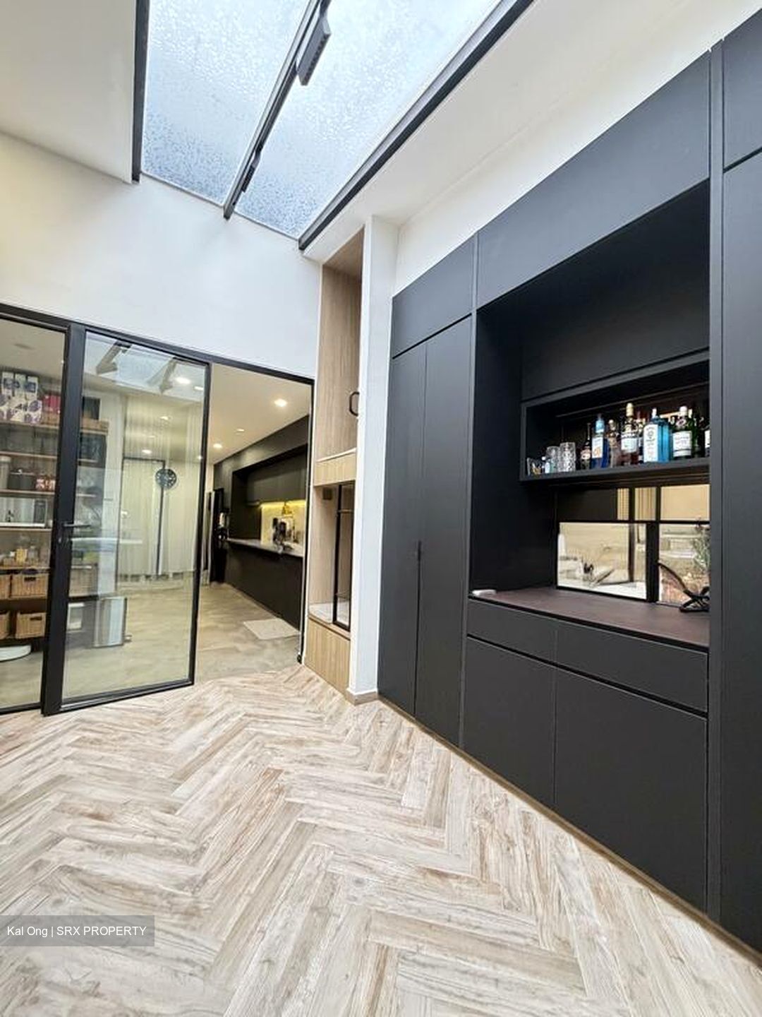 Camelia Park (D28), Terrace #504299201